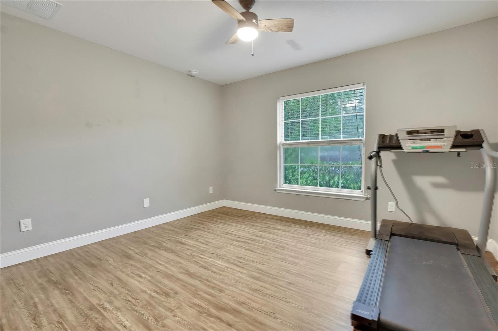 Single Family Residence at 12342 QUIGLEY AVE, WEEKI WACHEE, photo 20 of 30
