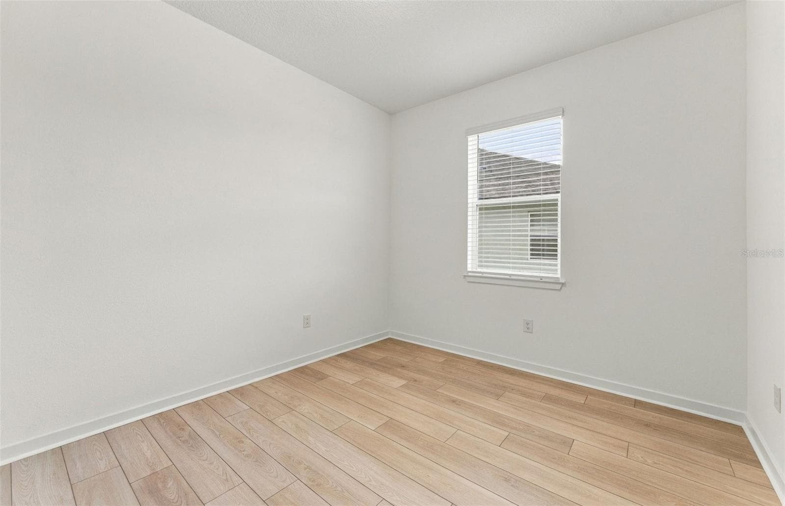 Enclosed Flex Room - 10037 TRELLIS VINE WAY, PARRISH