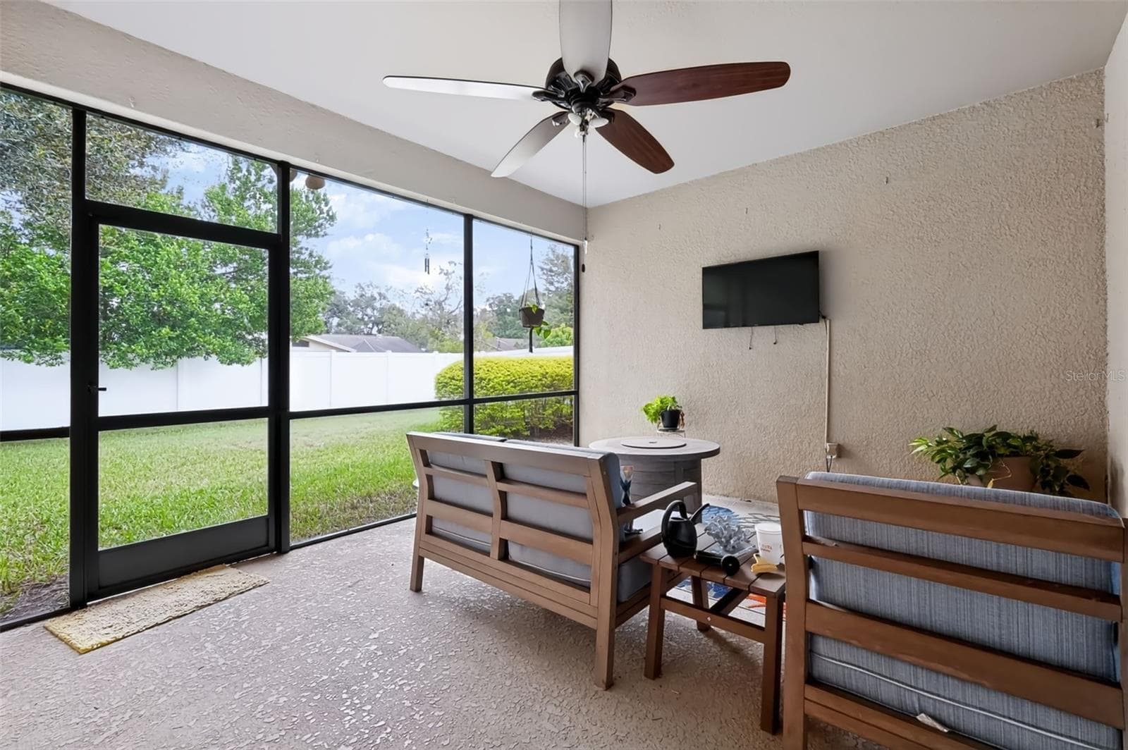 Single Family Residence at 13436 CANOPY CREEK DR, TAMPA, photo 26 of 33