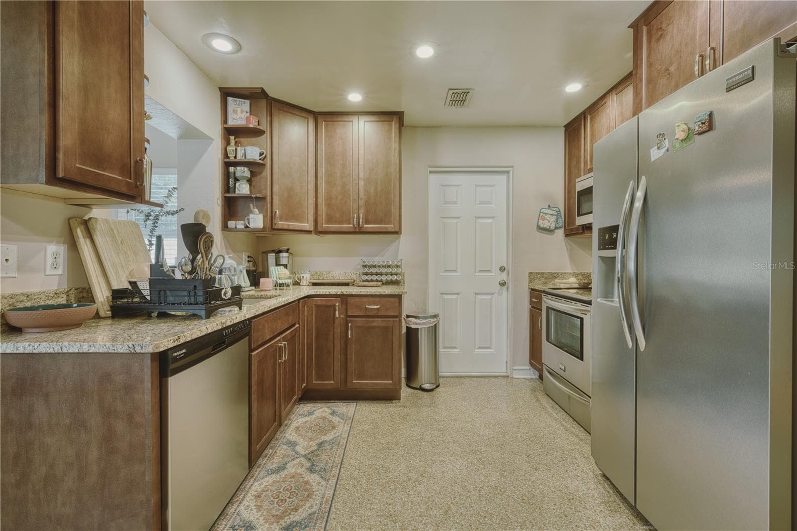Single Family Residence at 1508 MONTCALM ST, ORLANDO, photo 14 of 35