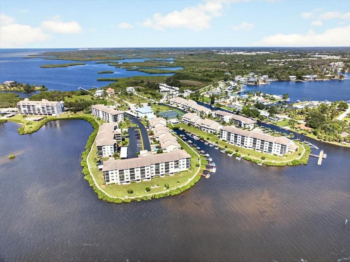 Condominium at 8251 BRENT ST #918, PORT RICHEY, photo 6 of 50