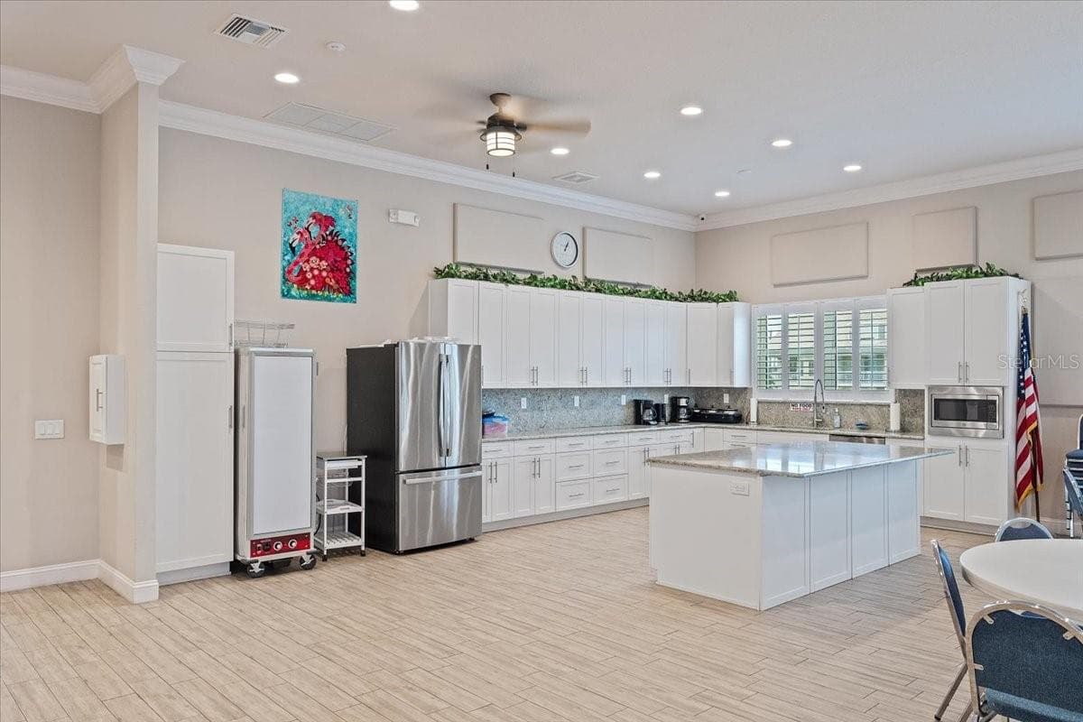 Condominium at 8251 BRENT ST #918, PORT RICHEY, photo 33 of 50