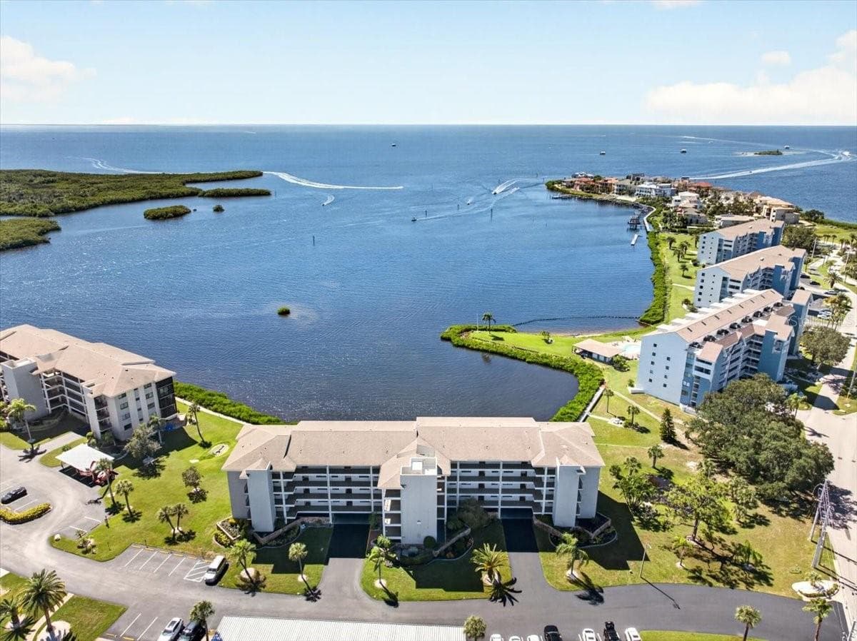 Condominium at 8251 BRENT ST #918, PORT RICHEY, photo 46 of 50