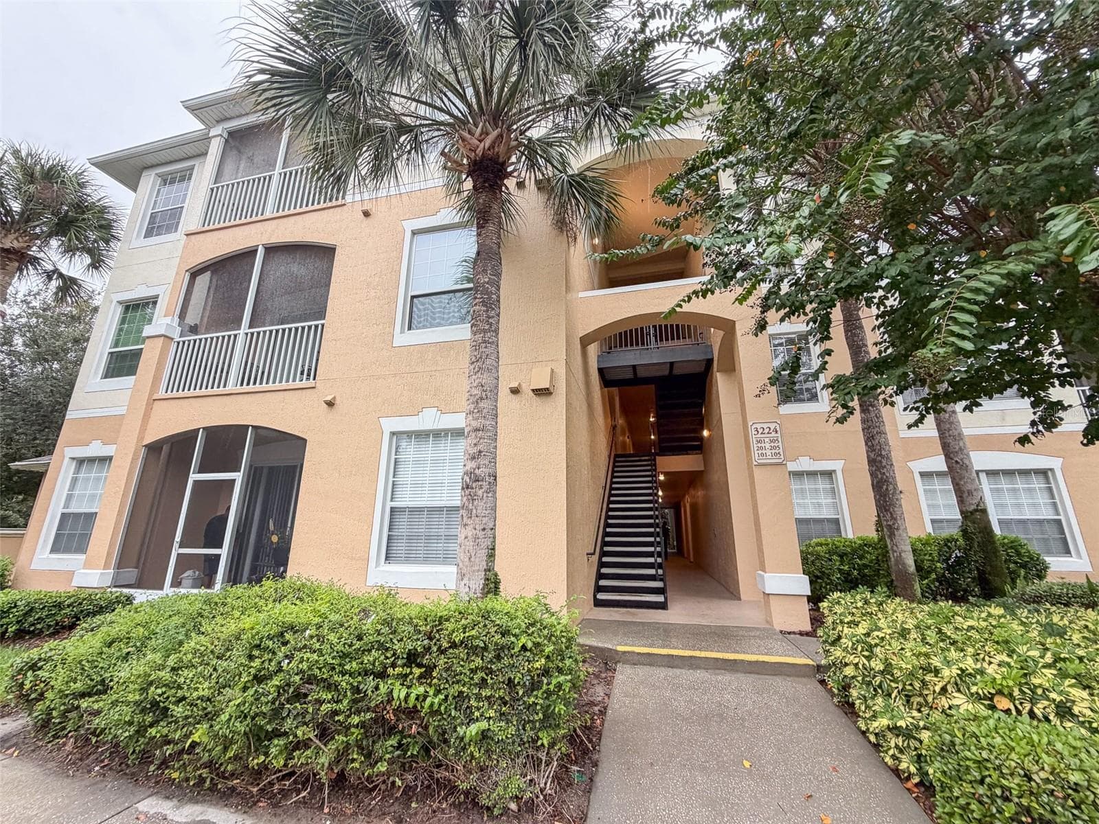 3224 DANTE DR #102