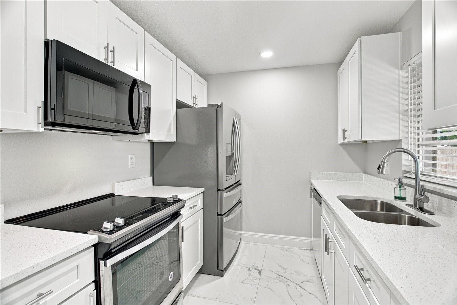 Single Family Residence at 568 TULANE DR, ALTAMONTE SPRINGS, photo 10 of 24
