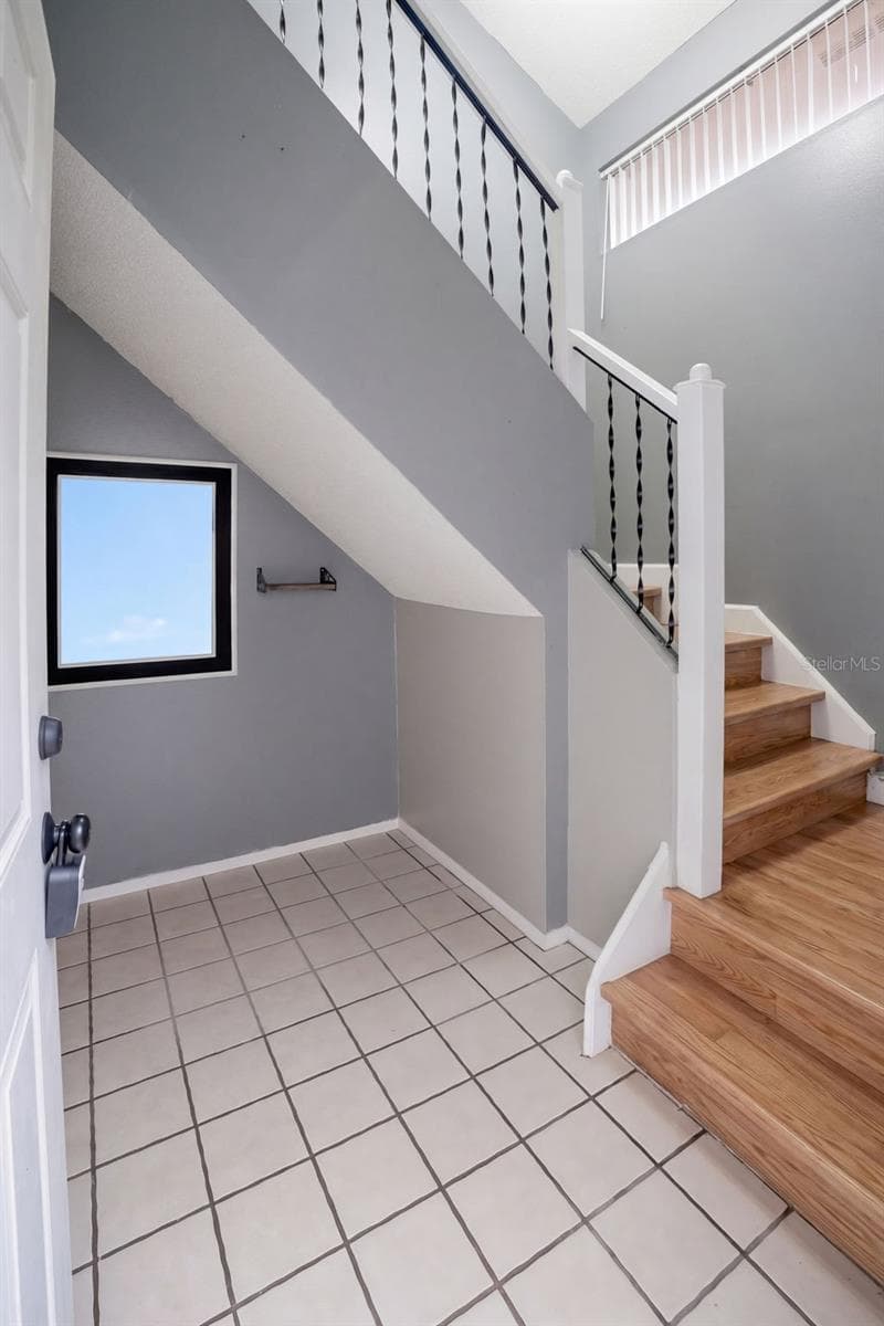 Condominium at 1711 GARDEN LAKE DR #1711, WINTER HAVEN, photo 9 of 44