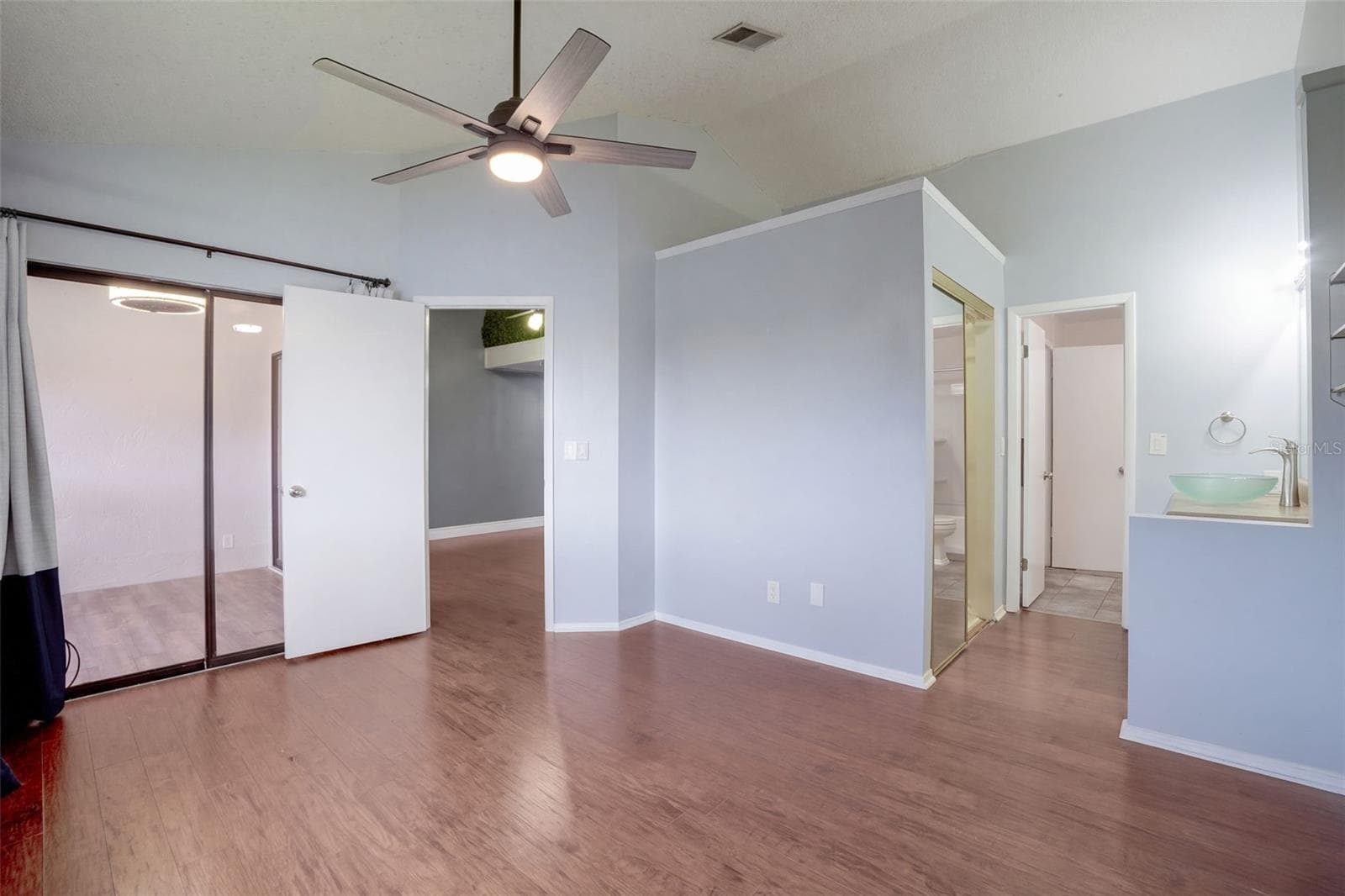 Condominium at 1711 GARDEN LAKE DR #1711, WINTER HAVEN, photo 24 of 44