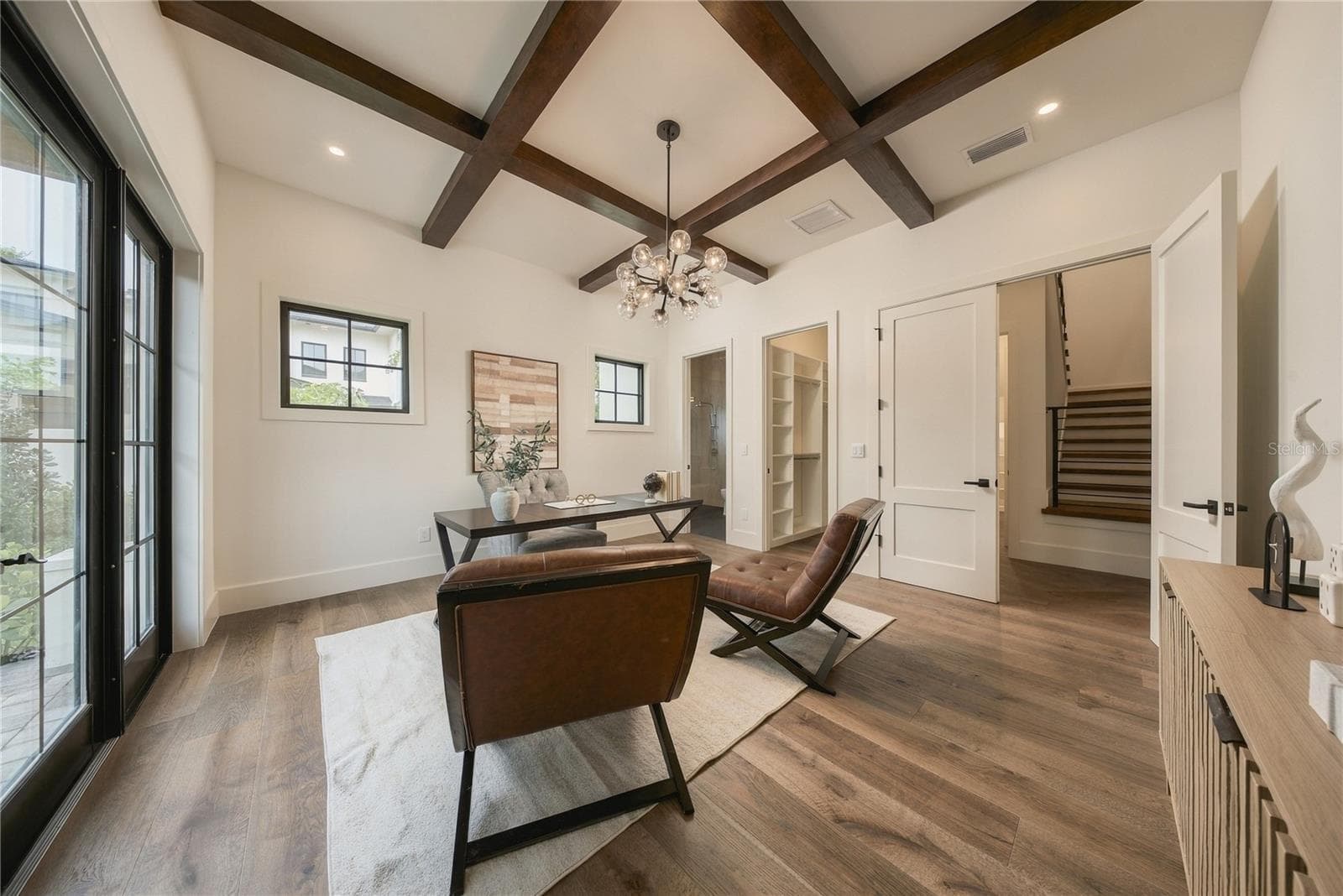 Office or 5th bedroom ensuite on first floor - 2823 PARKLAND CIRCLE, WINTER PARK