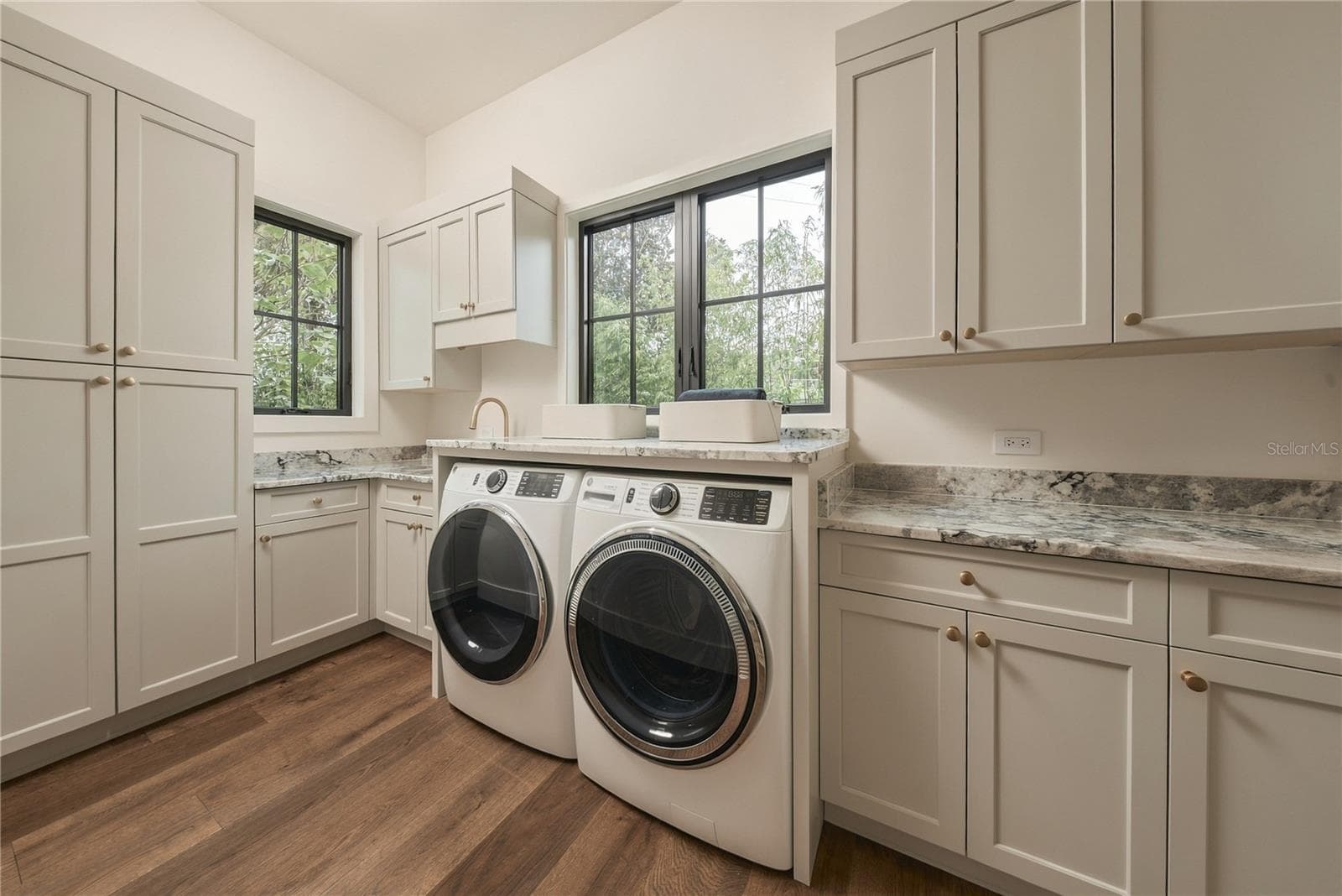 First floor laundry room - 2823 PARKLAND CIRCLE, WINTER PARK