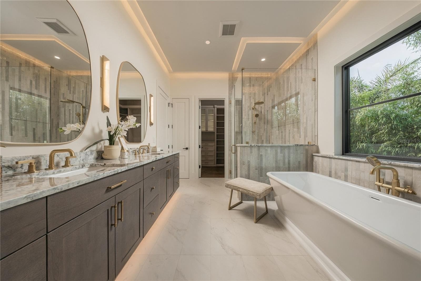 Primary bathroom - 2823 PARKLAND CIRCLE, WINTER PARK