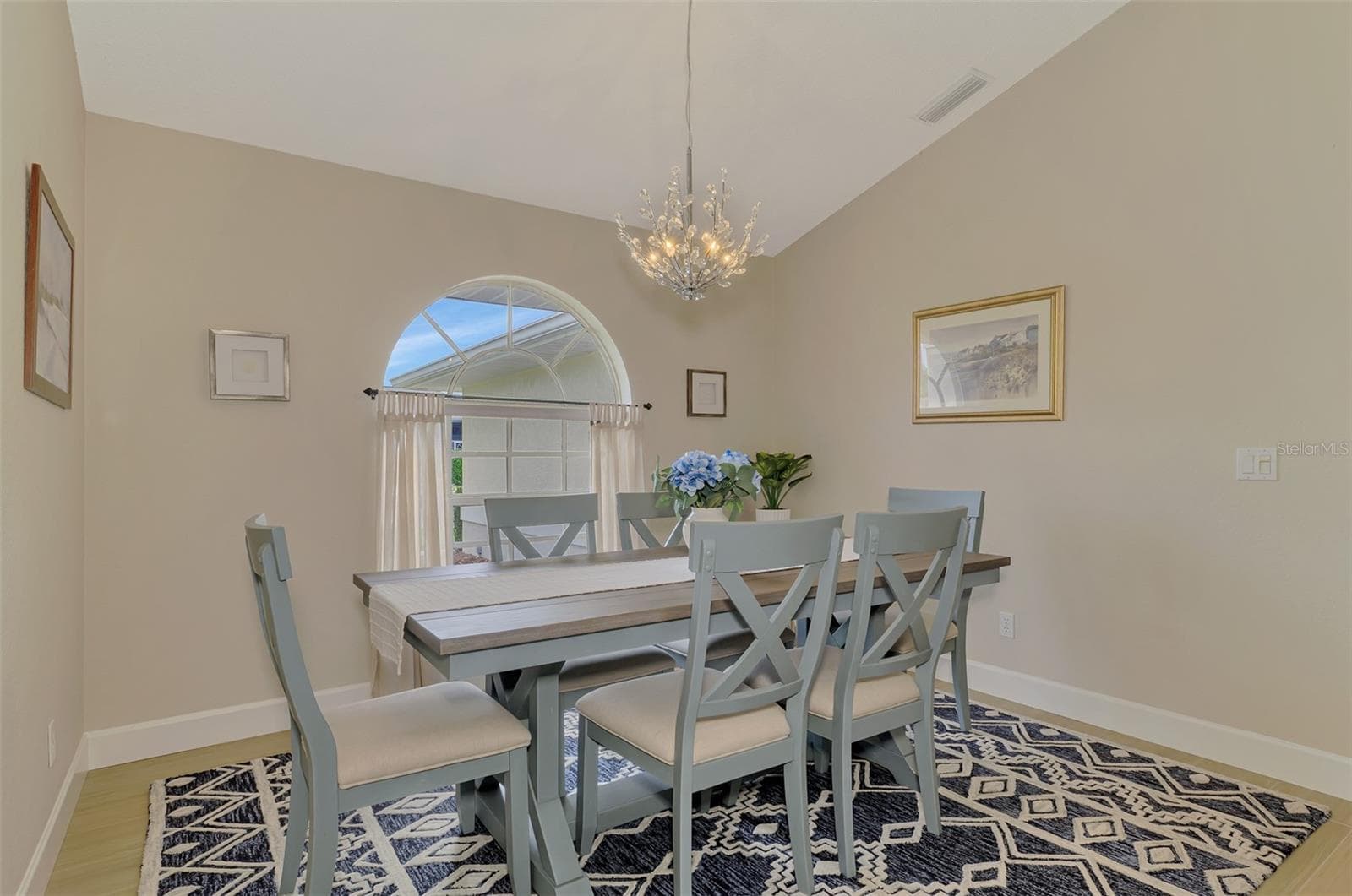 Single Family Residence at 426 BERMUDA ISLES CIR, VENICE, photo 9 of 97