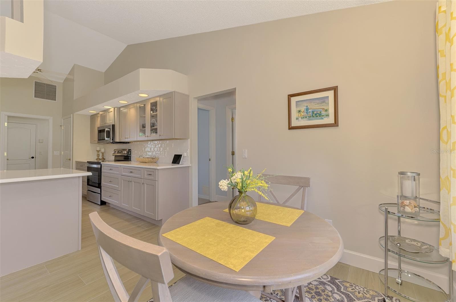 Single Family Residence at 426 BERMUDA ISLES CIR, VENICE, photo 33 of 97