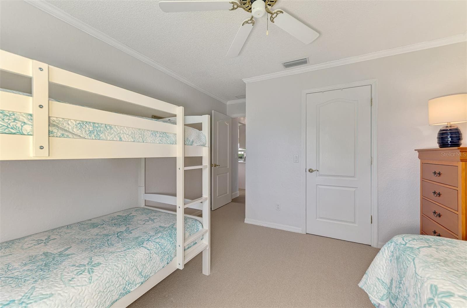 Single Family Residence at 426 BERMUDA ISLES CIR, VENICE, photo 45 of 97