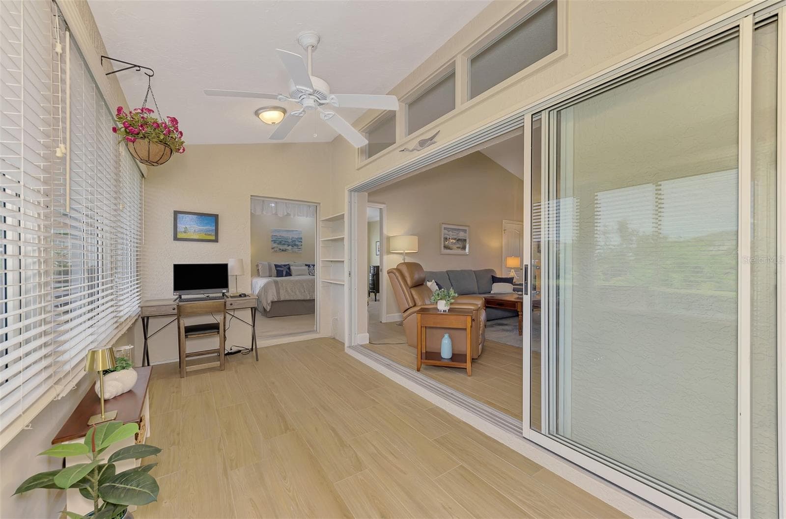 Single Family Residence at 426 BERMUDA ISLES CIR, VENICE, photo 55 of 97