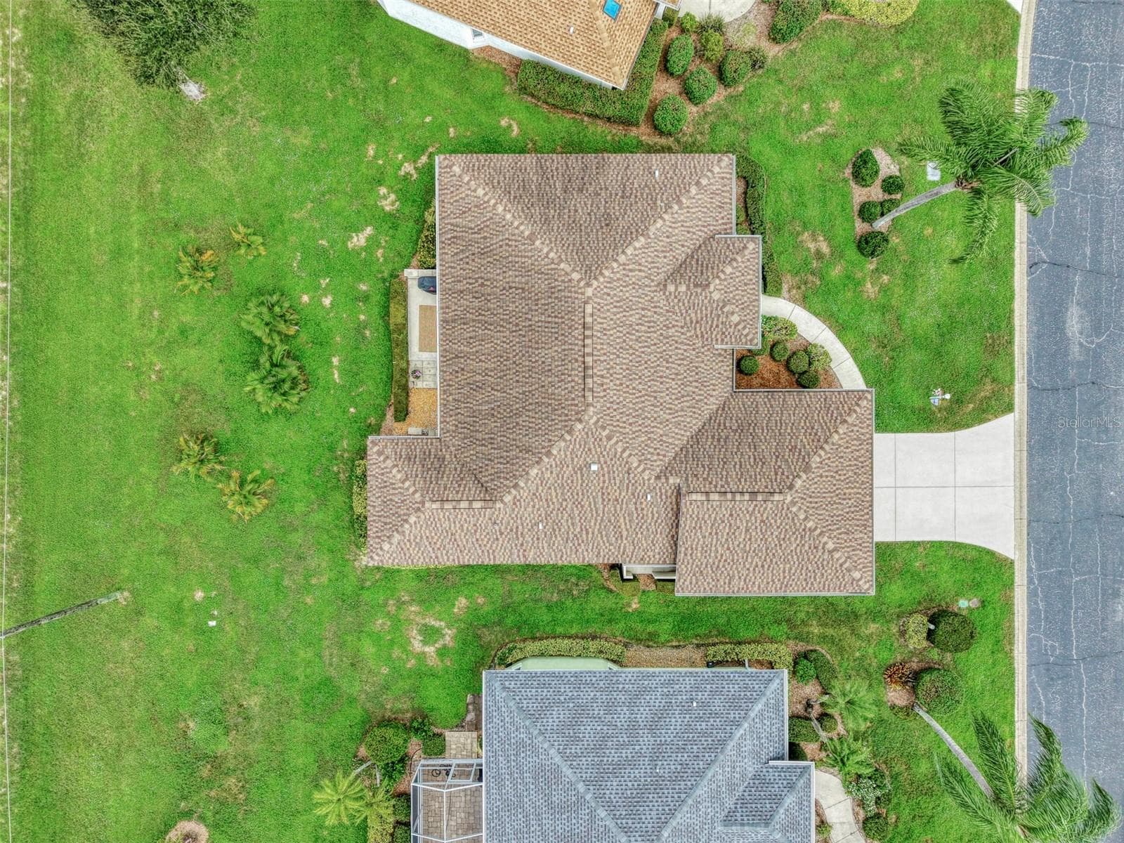 Single Family Residence at 426 BERMUDA ISLES CIR, VENICE, photo 61 of 97