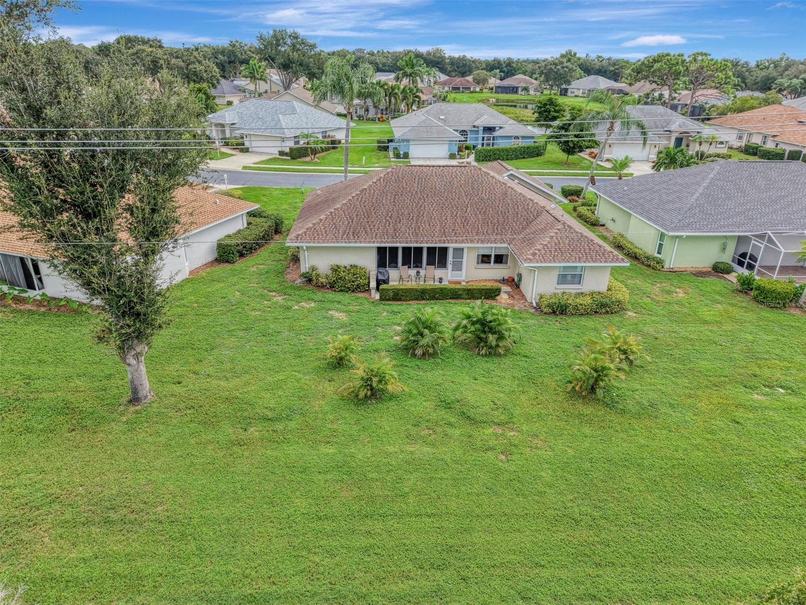 Single Family Residence at 426 BERMUDA ISLES CIR, VENICE, photo 65 of 97