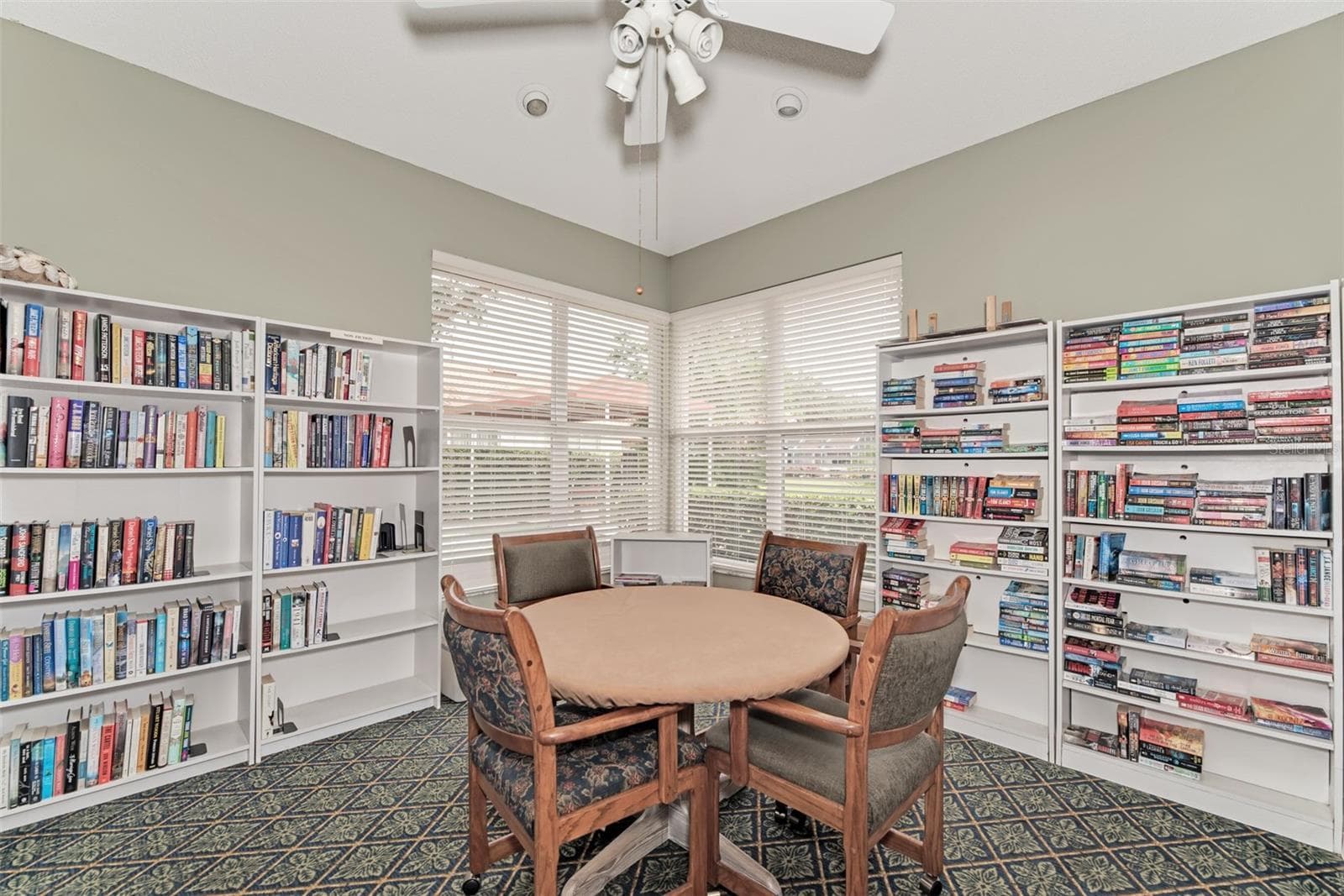 Single Family Residence at 426 BERMUDA ISLES CIR, VENICE, photo 74 of 97