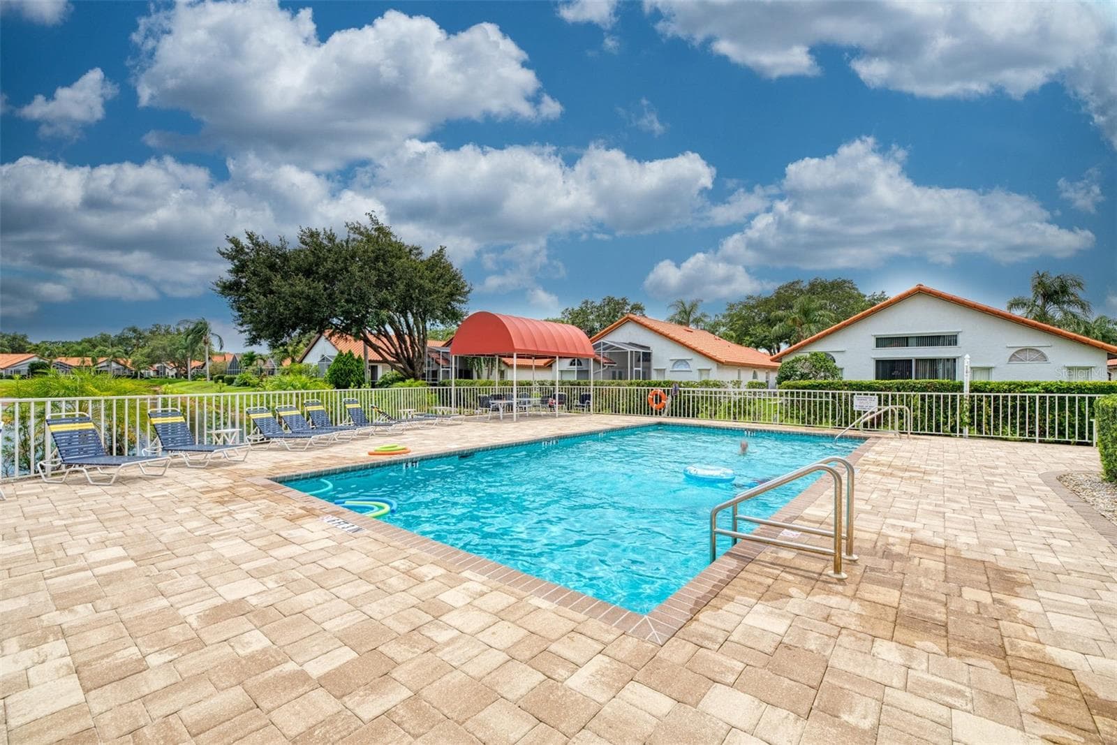 Single Family Residence at 426 BERMUDA ISLES CIR, VENICE, photo 84 of 97