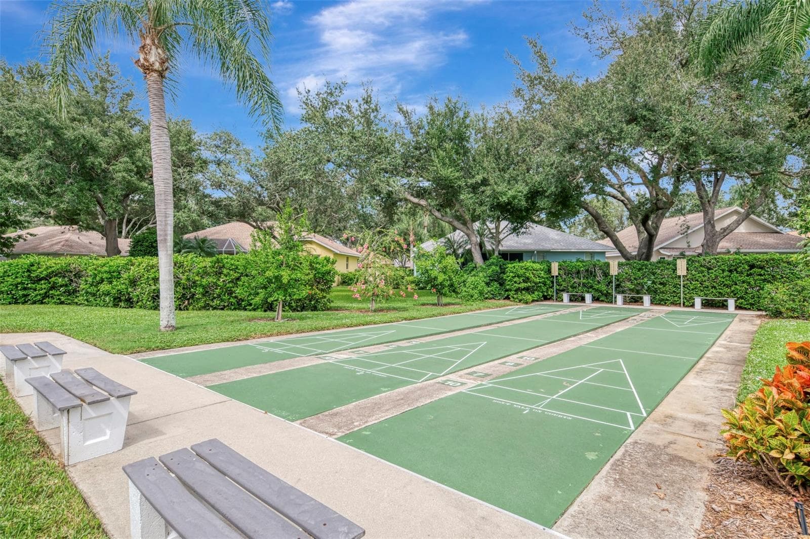 Single Family Residence at 426 BERMUDA ISLES CIR, VENICE, photo 96 of 97