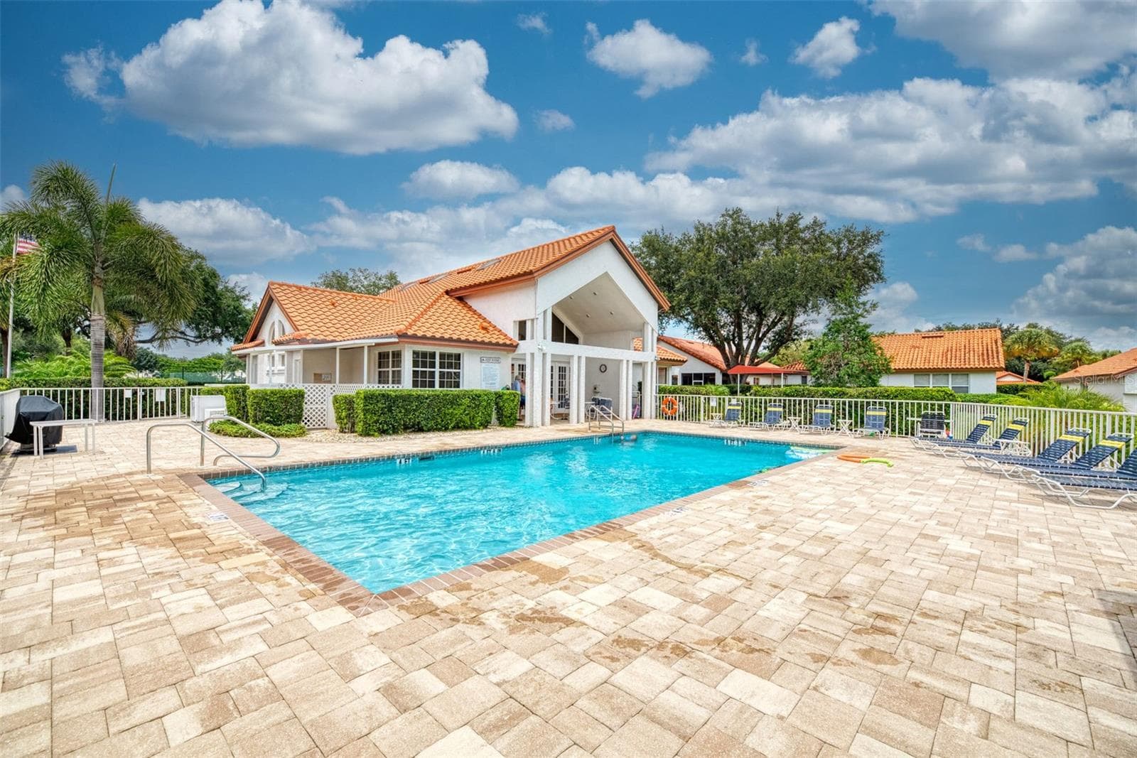 Single Family Residence at 426 BERMUDA ISLES CIR, VENICE, photo 97 of 97