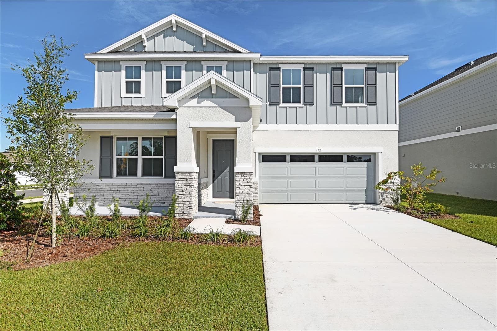 172 FLAG LILLY LN
