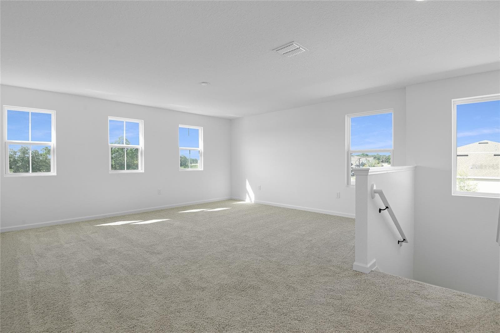 Single Family Residence at 172 FLAG LILLY LN, UMATILLA, photo 14 of 24
