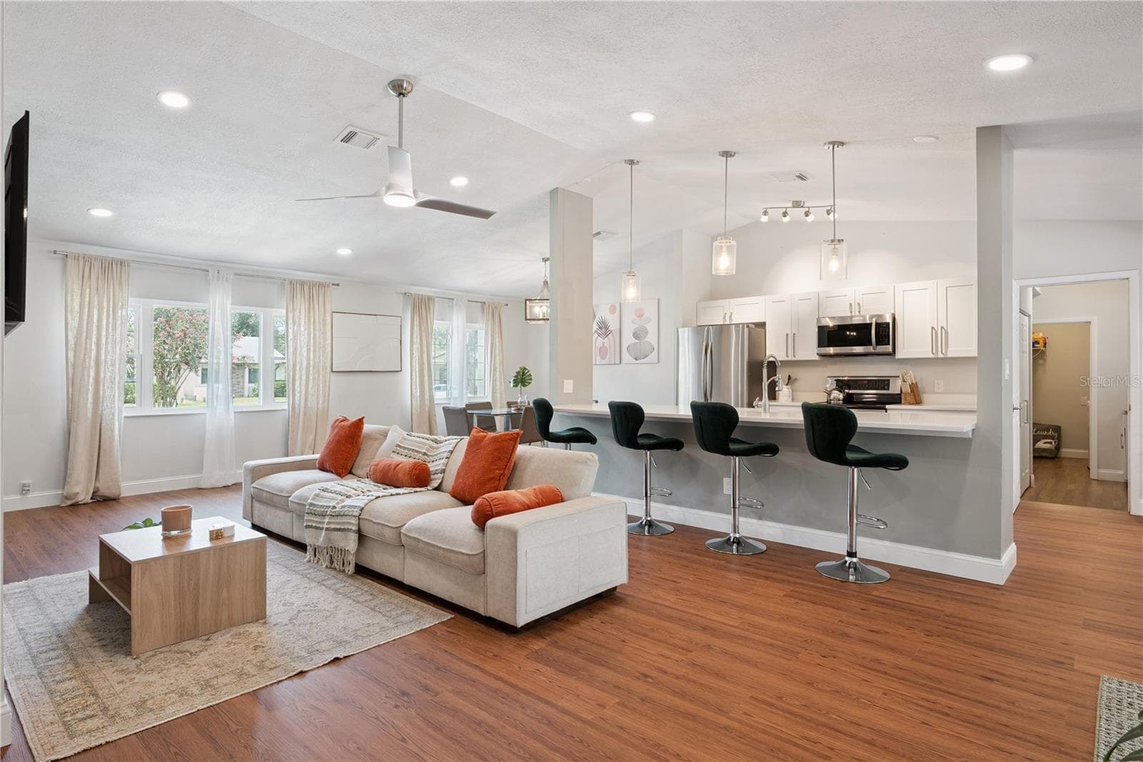 Single Family Residence at 8714 HILL PINE RD, ORLANDO, photo 4 of 55