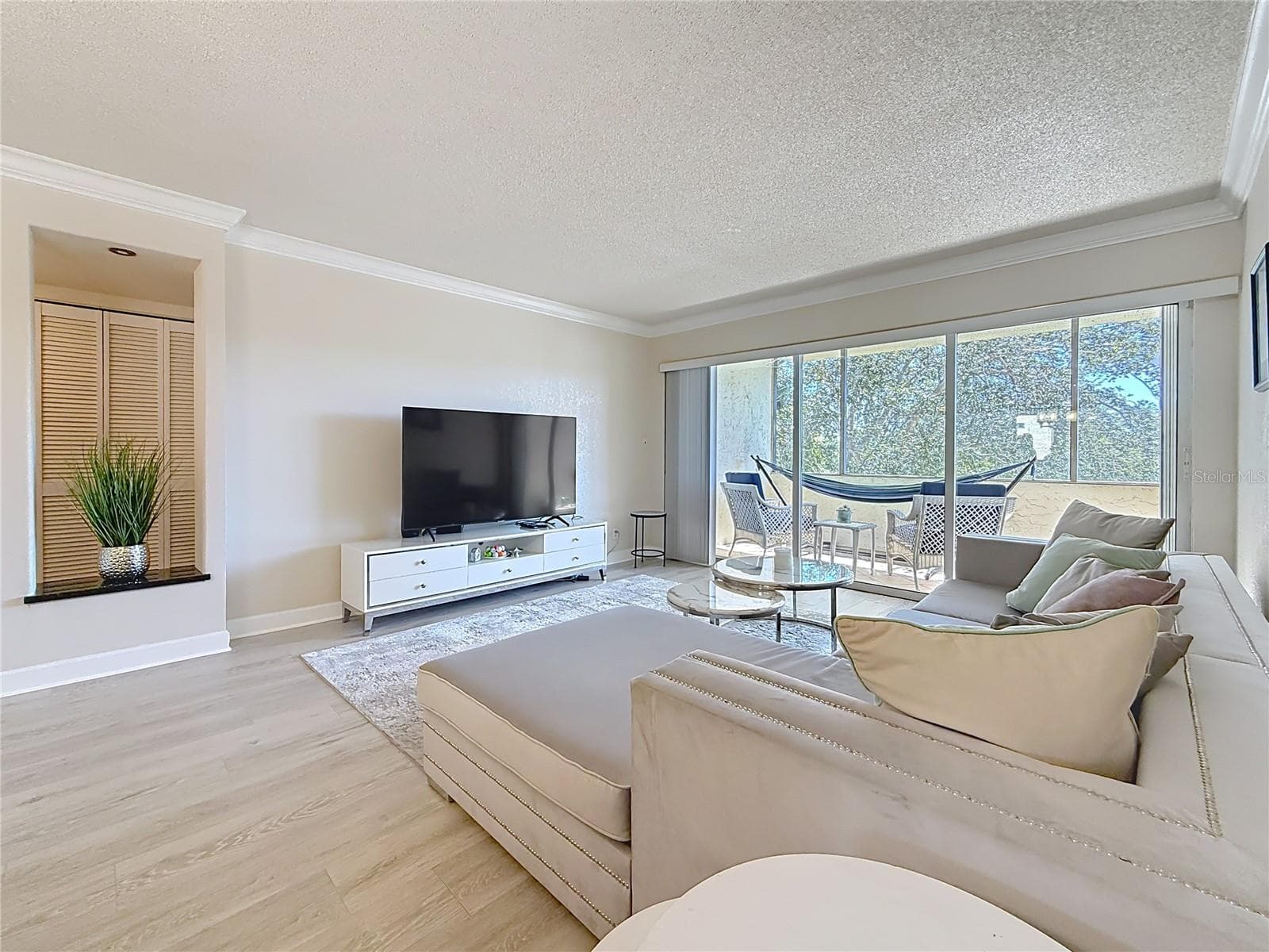 Condominium at 2615 COVE CAY DR #404, CLEARWATER, photo 9 of 26