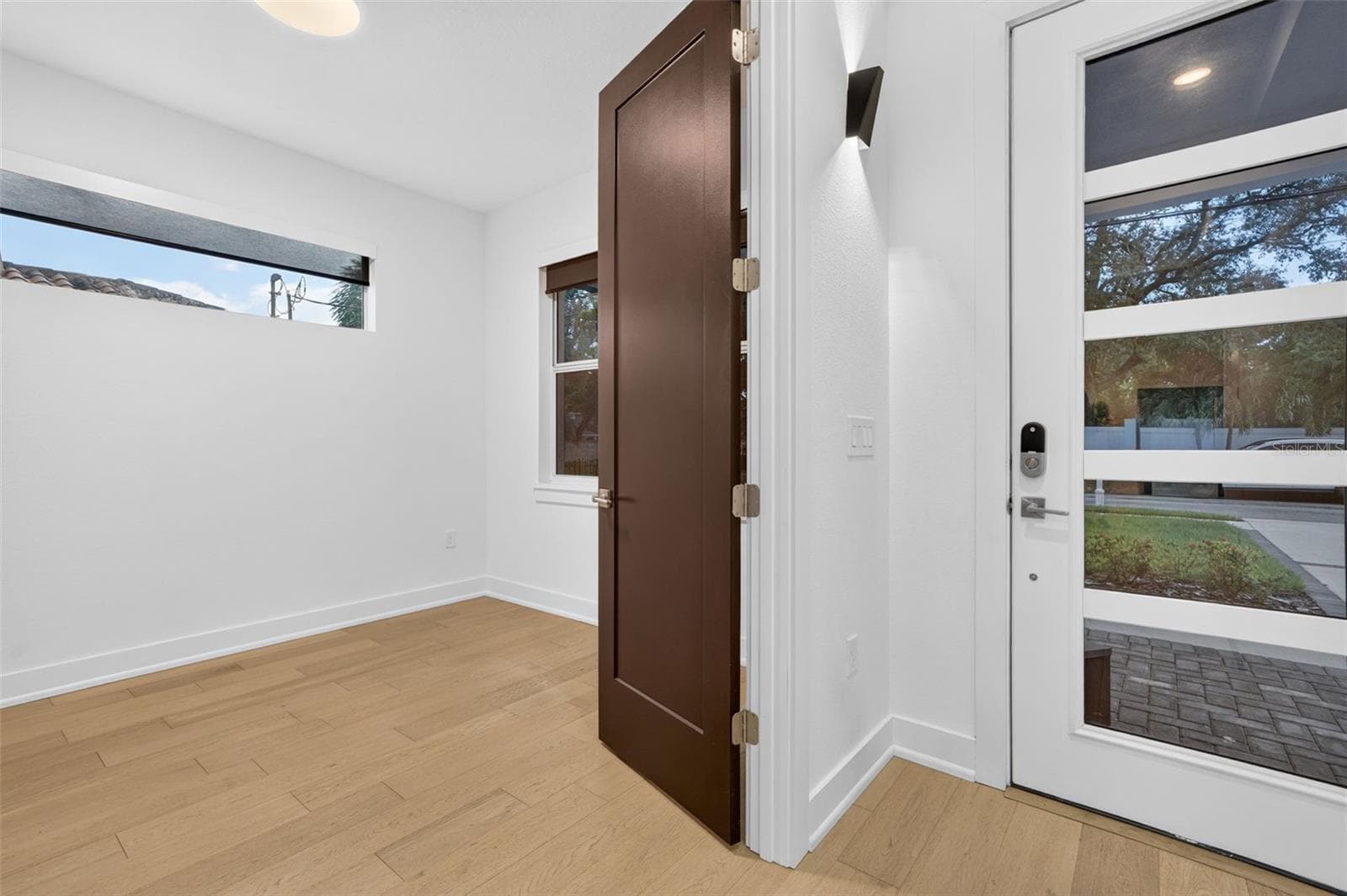 Foyer and large office-den-5th bedroom-double wood doors. - 5818 1/2 S 6TH ST, TAMPA