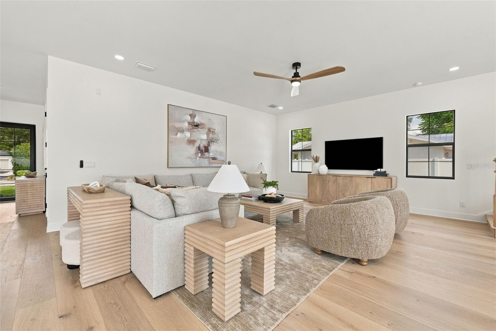 Single Family Residence at 3604 W LEONA ST, TAMPA, photo 15 of 50