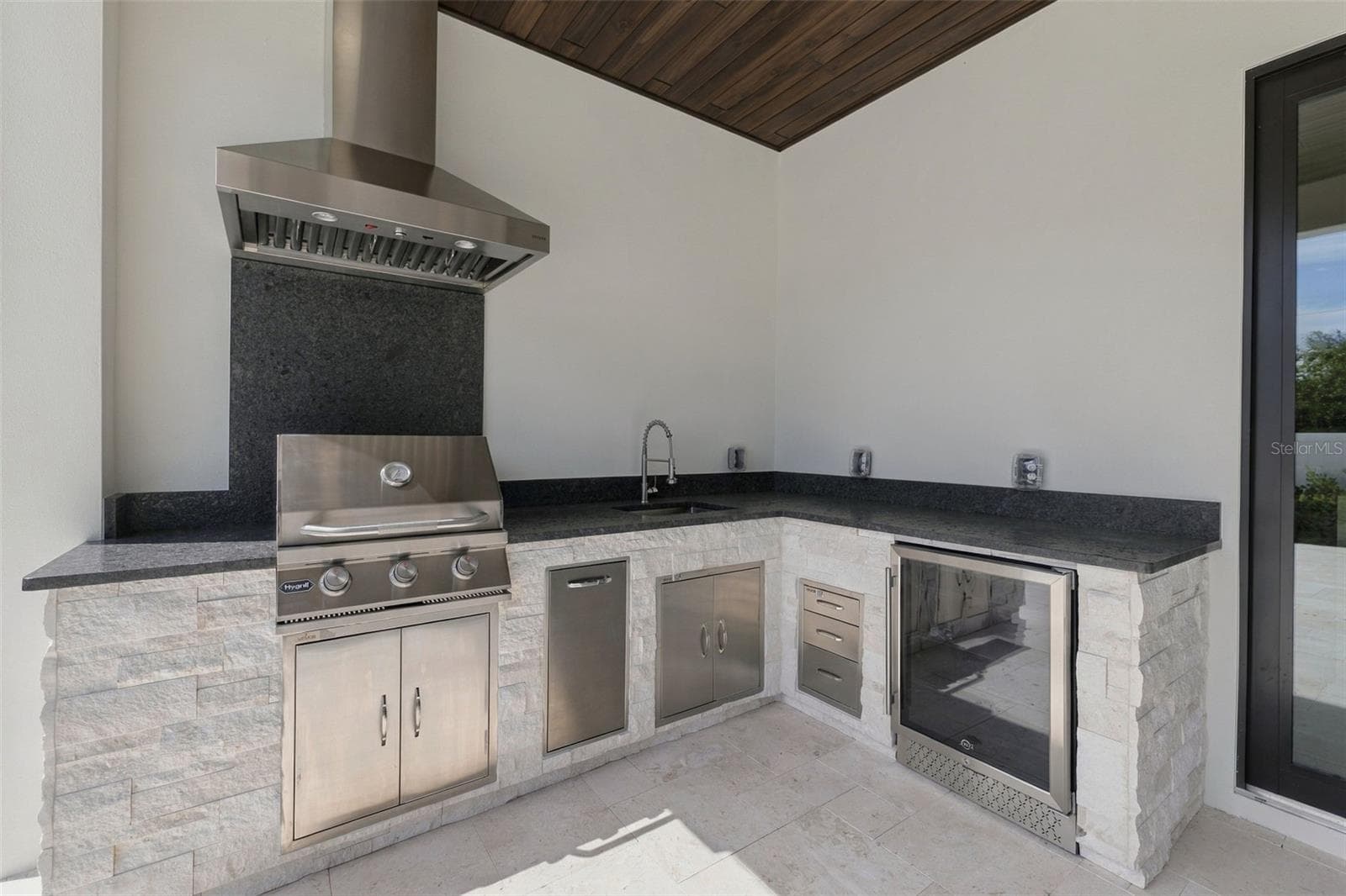 Single Family Residence at 3604 W LEONA ST, TAMPA, photo 40 of 50