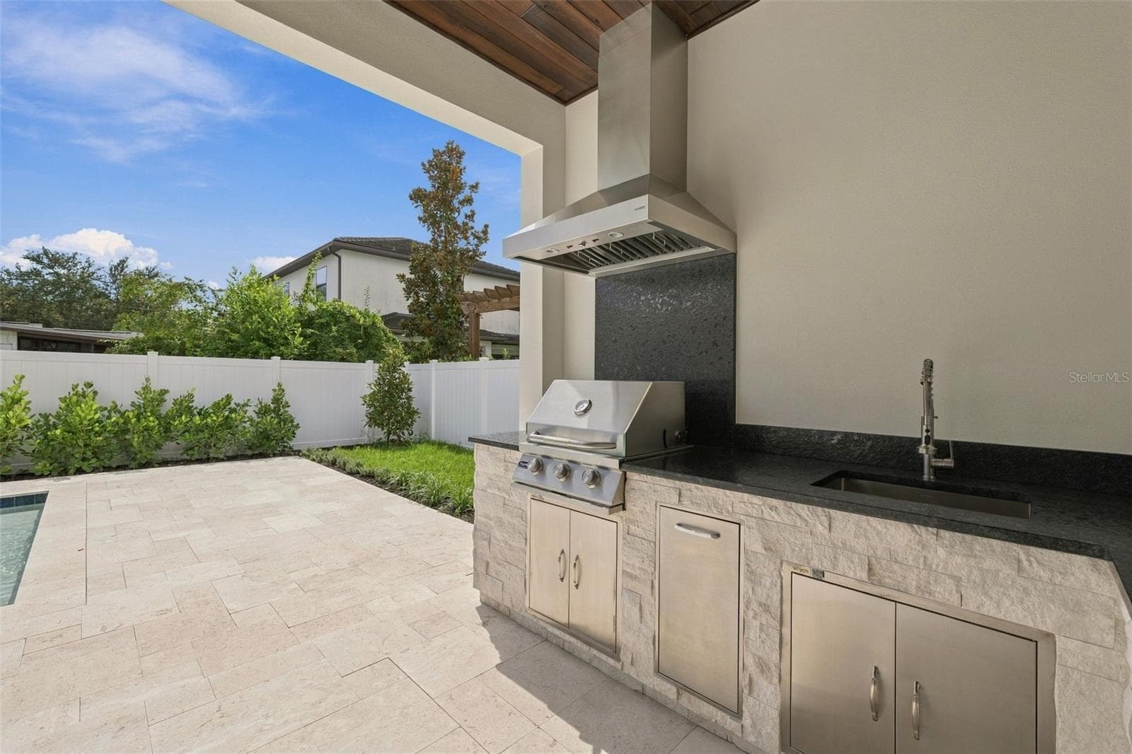 Single Family Residence at 3604 W LEONA ST, TAMPA, photo 42 of 50