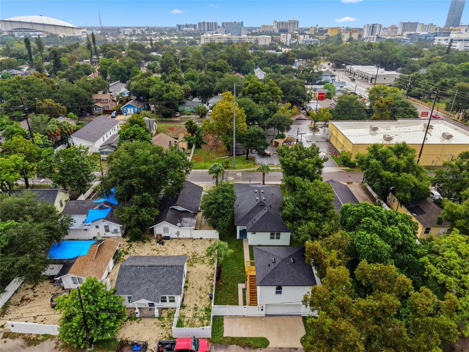 Single Family Residence at 926 11TH AVE S, ST PETERSBURG, photo 23 of 41