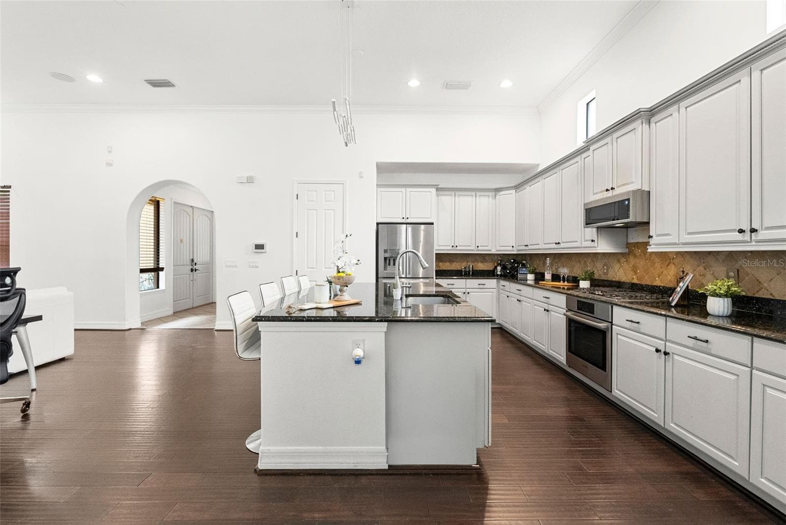Kitchen - 8264 DUNHAM STATION DR, TAMPA