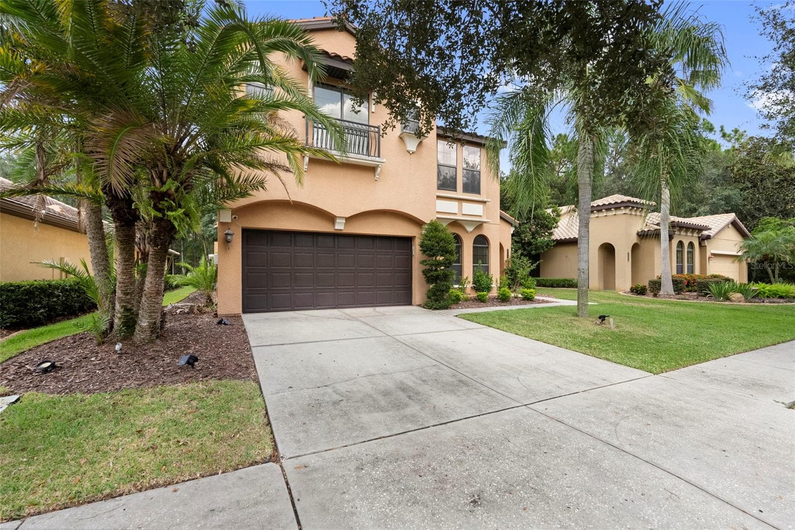 Front Exterior-Side View - 8264 DUNHAM STATION DR, TAMPA