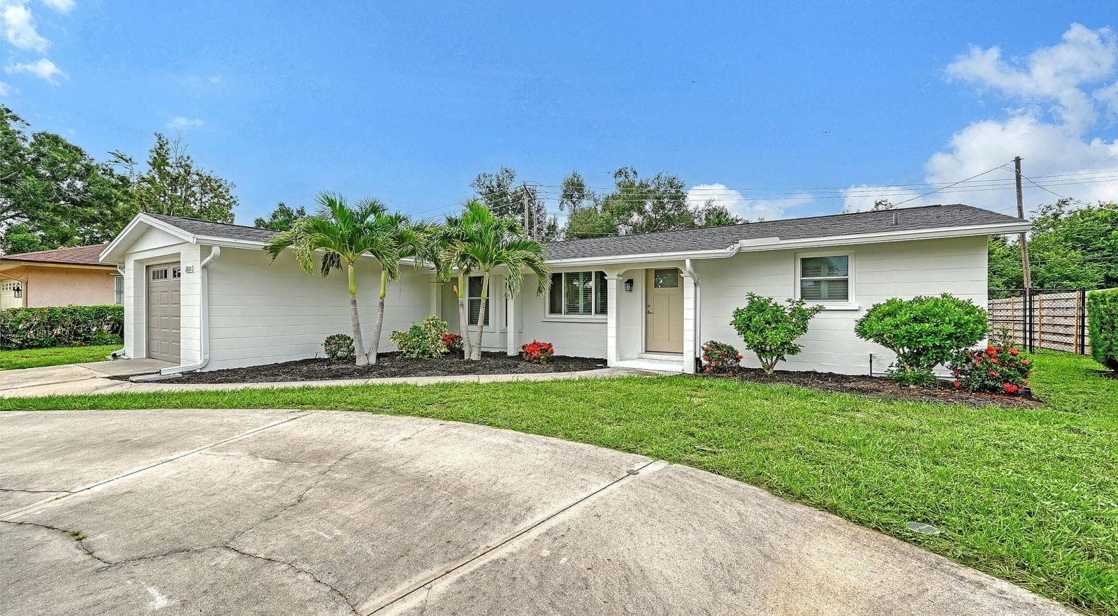 Exterior Front of Home - 2610 REGATTA DR, SARASOTA