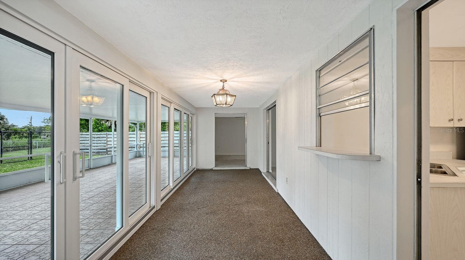 Unstaged Florida  Room - 2610 REGATTA DR, SARASOTA