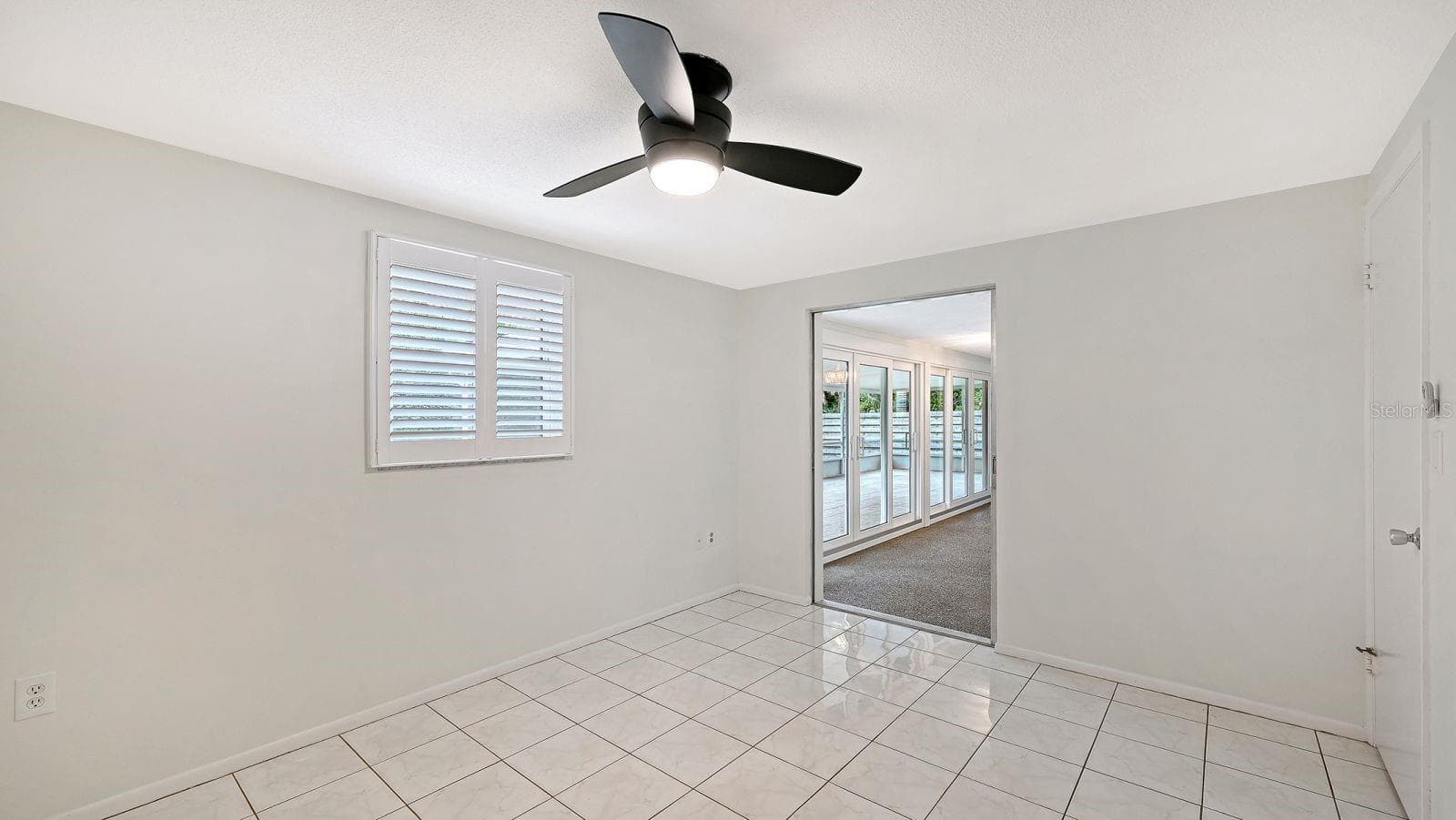 Guest Bedroom - 2610 REGATTA DR, SARASOTA