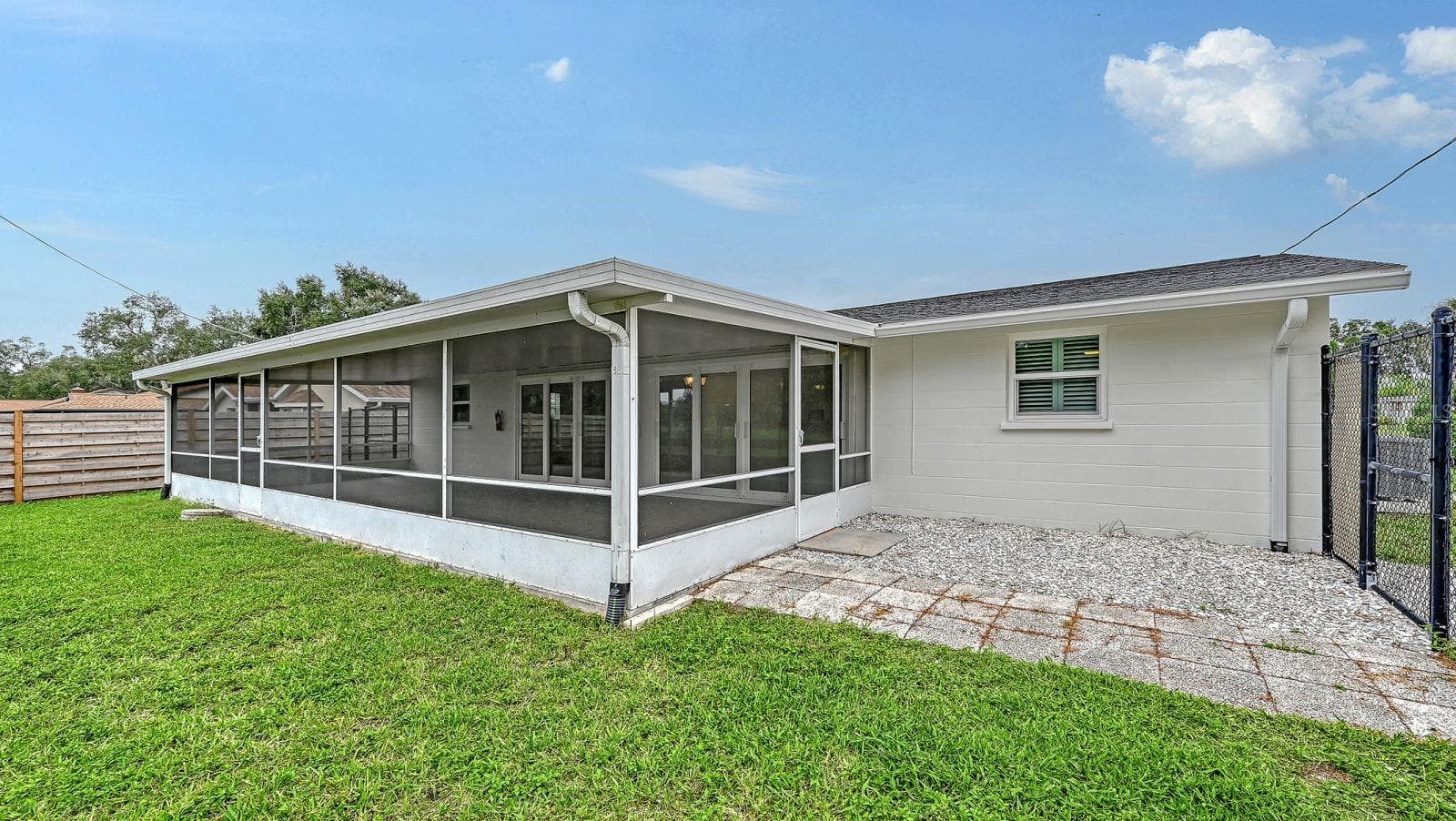 Unstaged Outdoor Patio - 2610 REGATTA DR, SARASOTA