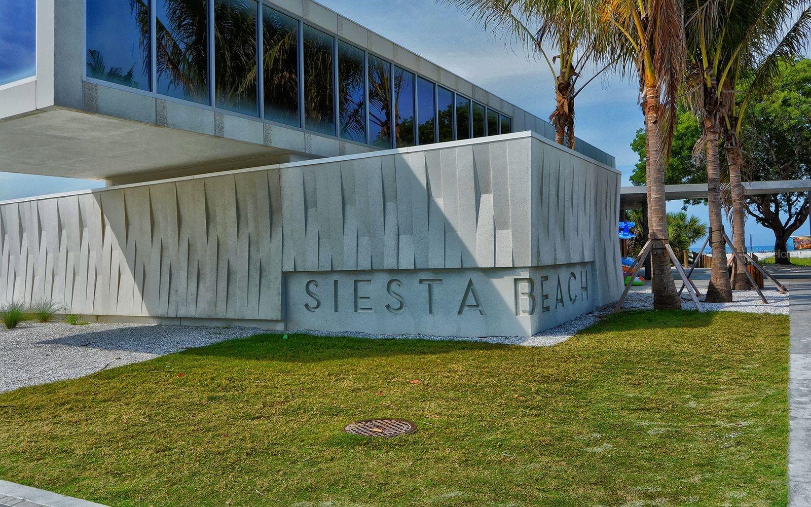 Single Family Residence at 2610 REGATTA DR, SARASOTA, photo 62 of 66