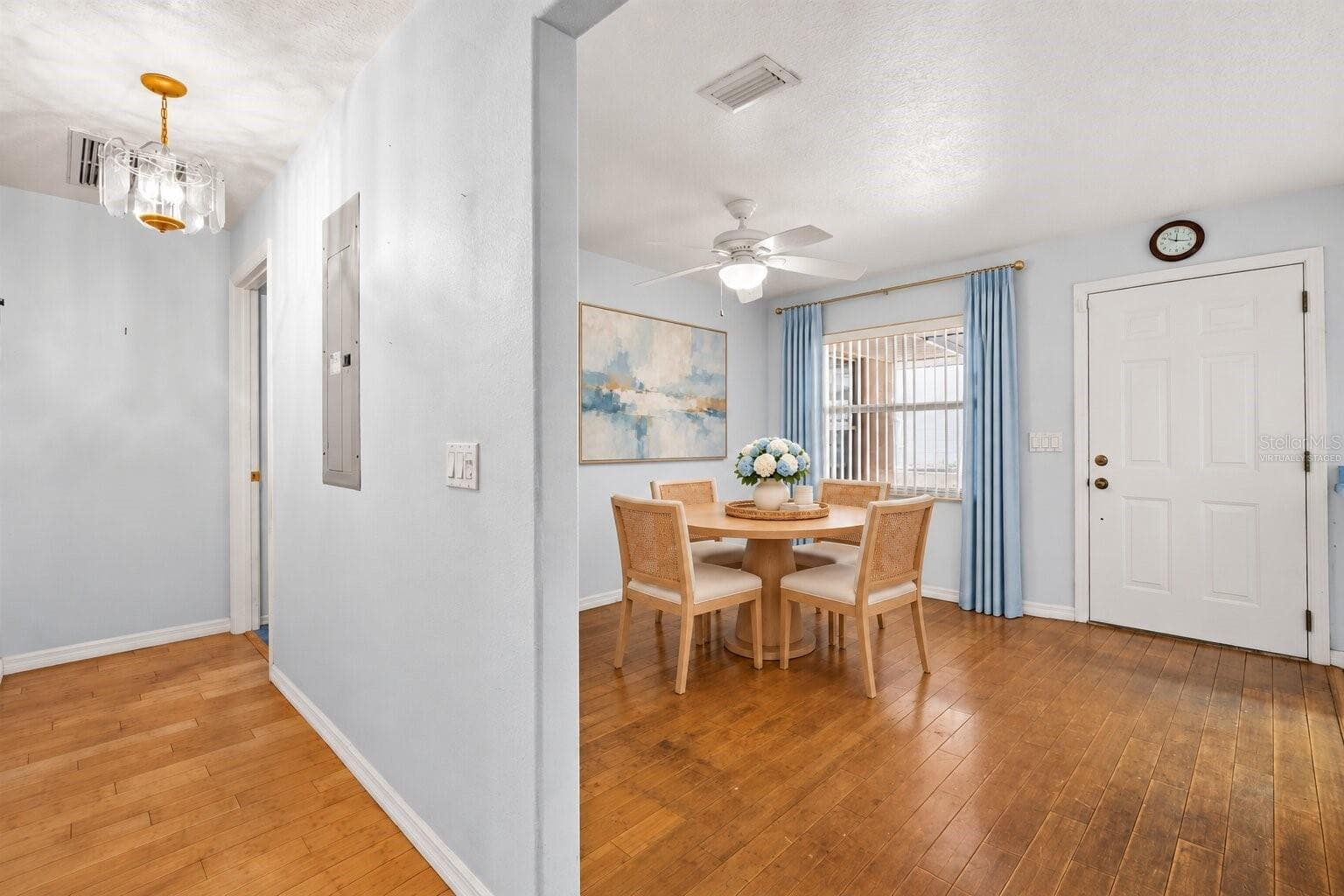 Virtually Staged - Dining Room - 1000 EDMUND AVE, DUNDEE