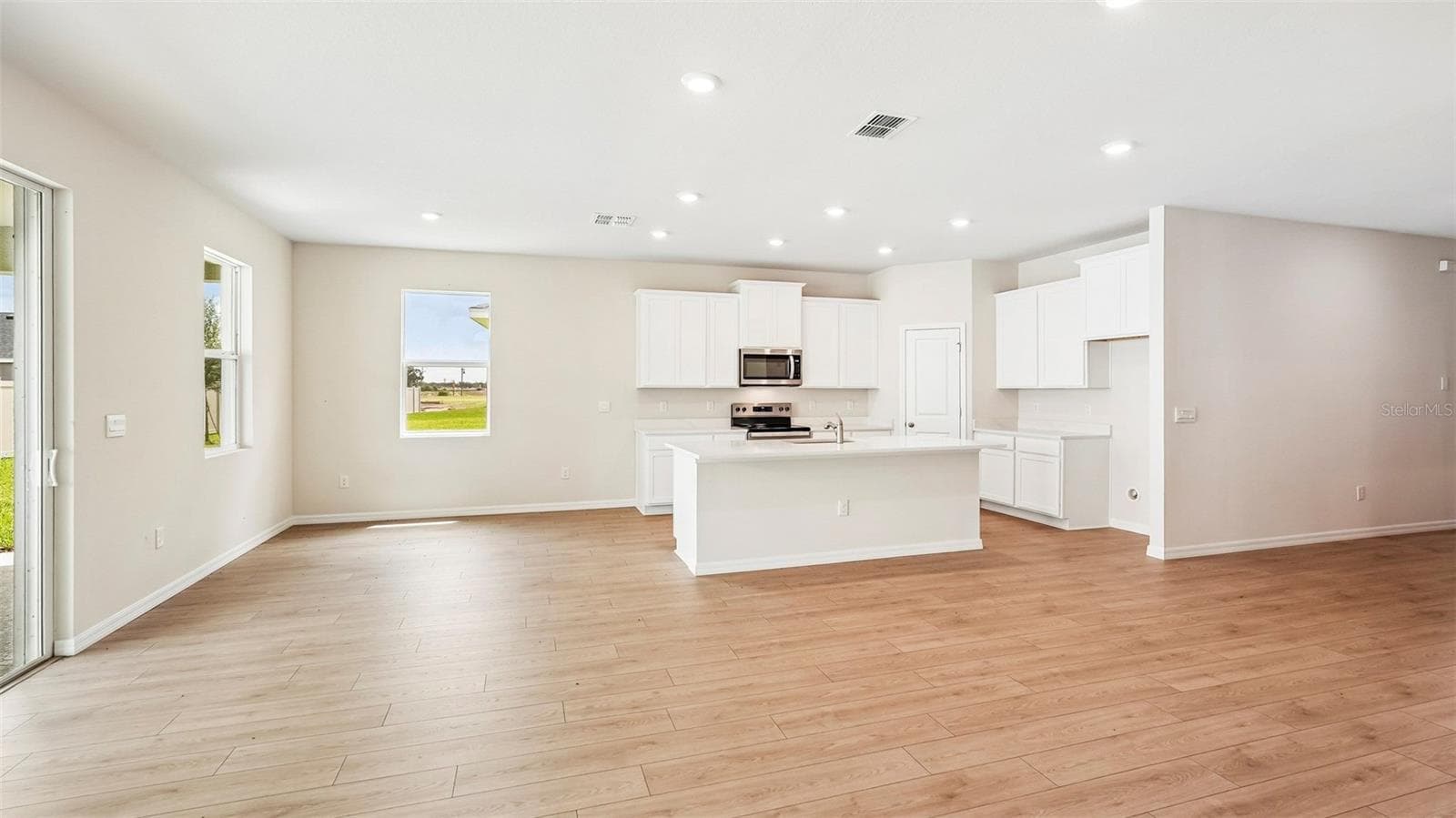 Single Family Residence at 2028 VANDALIA PL, PARRISH, photo 10 of 31