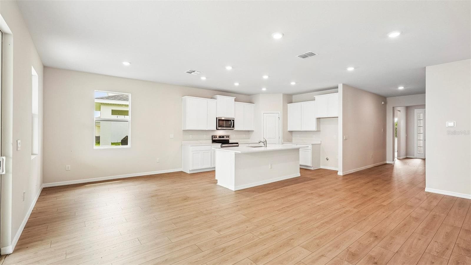Single Family Residence at 2028 VANDALIA PL, PARRISH, photo 12 of 31