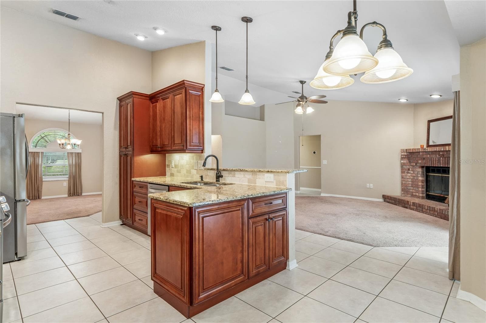 Single Family Residence at 14433 LINDEN DR, SPRING HILL, photo 26 of 75