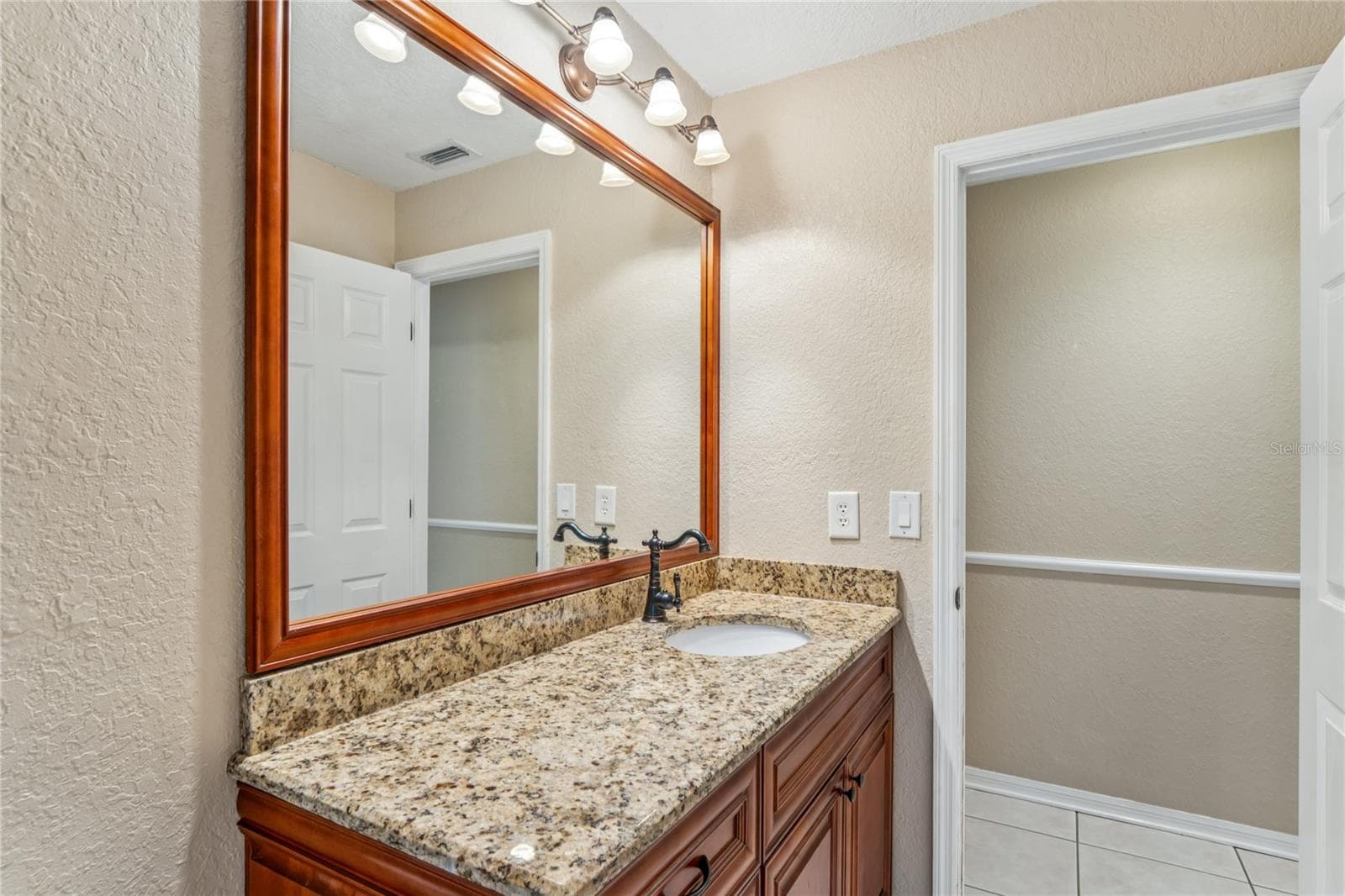 Single Family Residence at 14433 LINDEN DR, SPRING HILL, photo 44 of 75