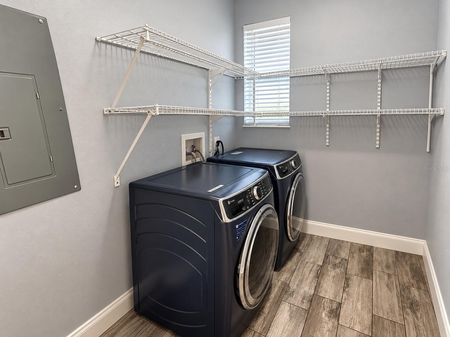 Convenient interior laundry area. - 3998 PEMBERLY PINES CIR, ST CLOUD