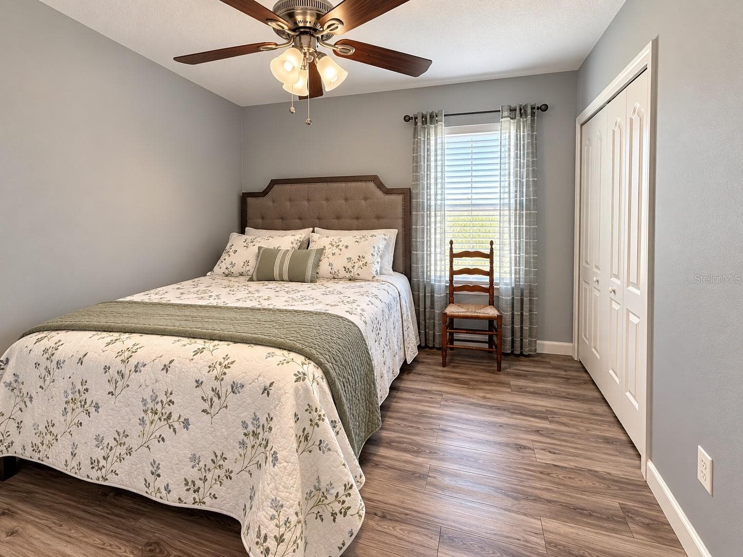 Comfortable secondary bedroom with natural light - 3998 PEMBERLY PINES CIR, ST CLOUD