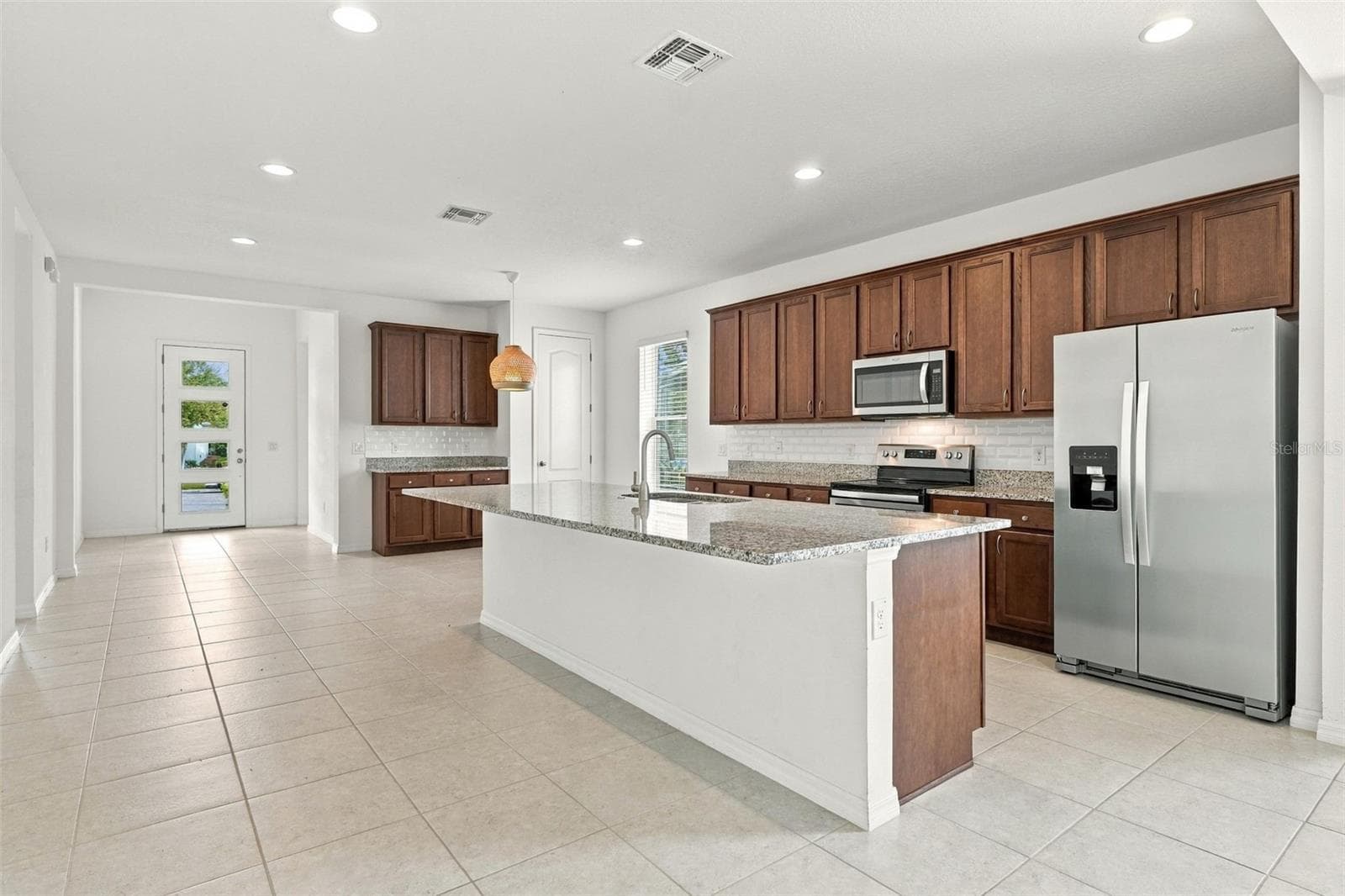 Single Family Residence at 8518 NEMOURS PKWY, ORLANDO, photo 4 of 30