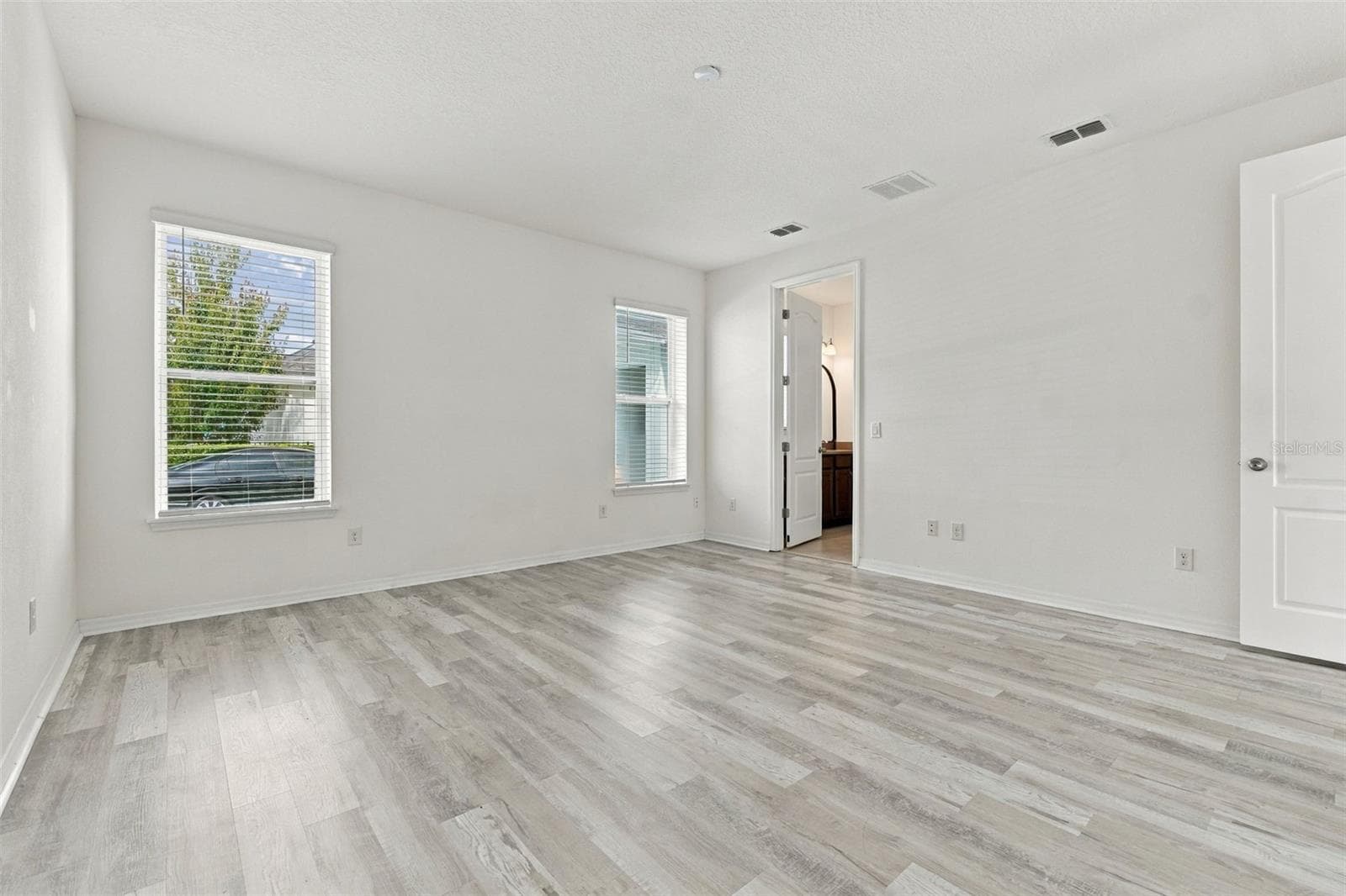 Single Family Residence at 8518 NEMOURS PKWY, ORLANDO, photo 15 of 30