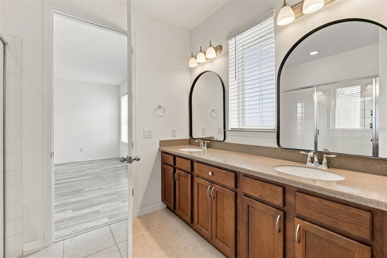 Single Family Residence at 8518 NEMOURS PKWY, ORLANDO, photo 17 of 30